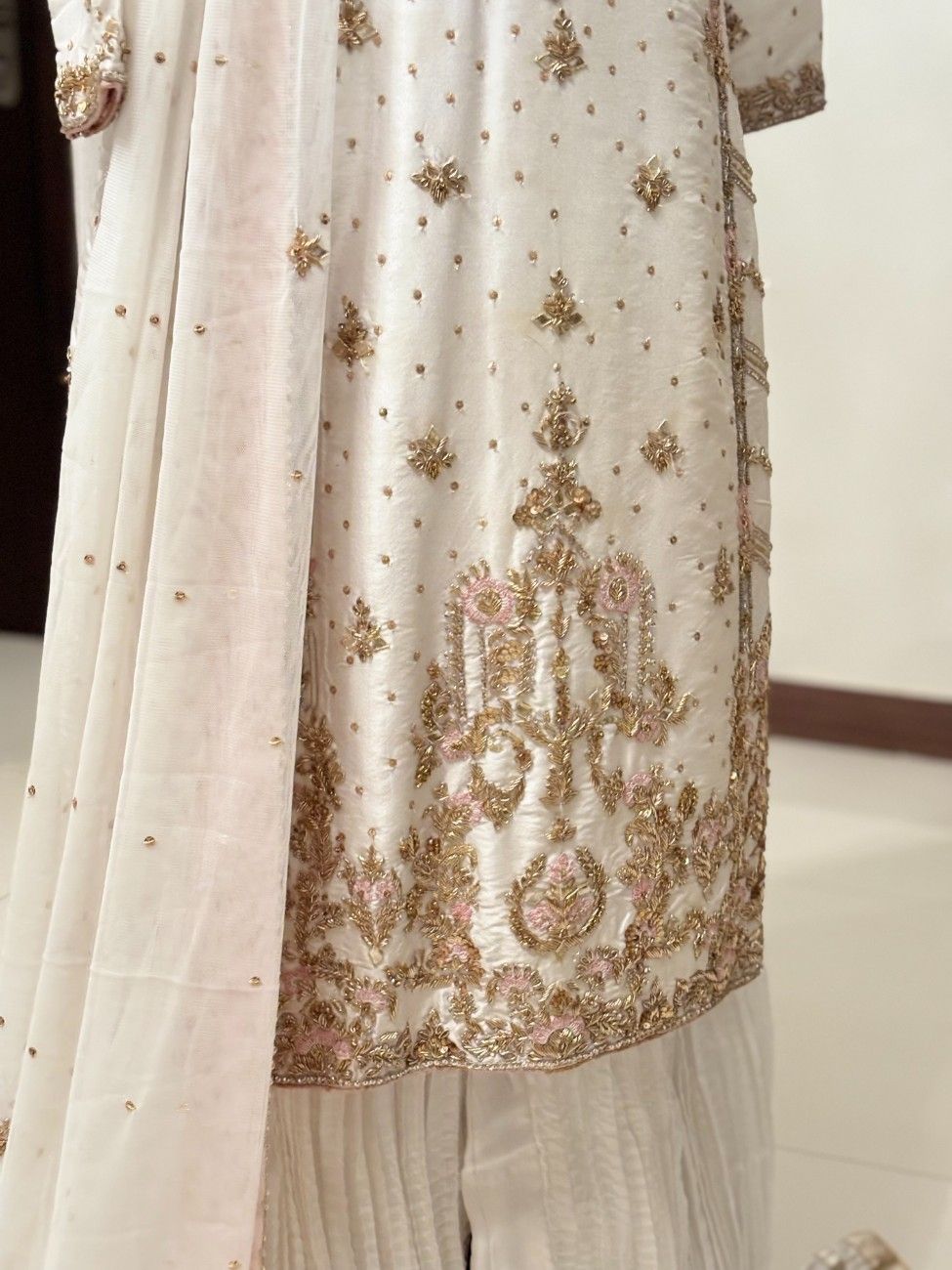 Husn Bahar - Image 2